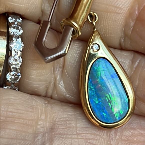 18 karat gold, Australian opal with diamondand 14k chain - Picture 4 of 15